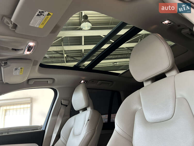 Внедорожник / Кроссовер Volvo XC90 2016 в Одессе