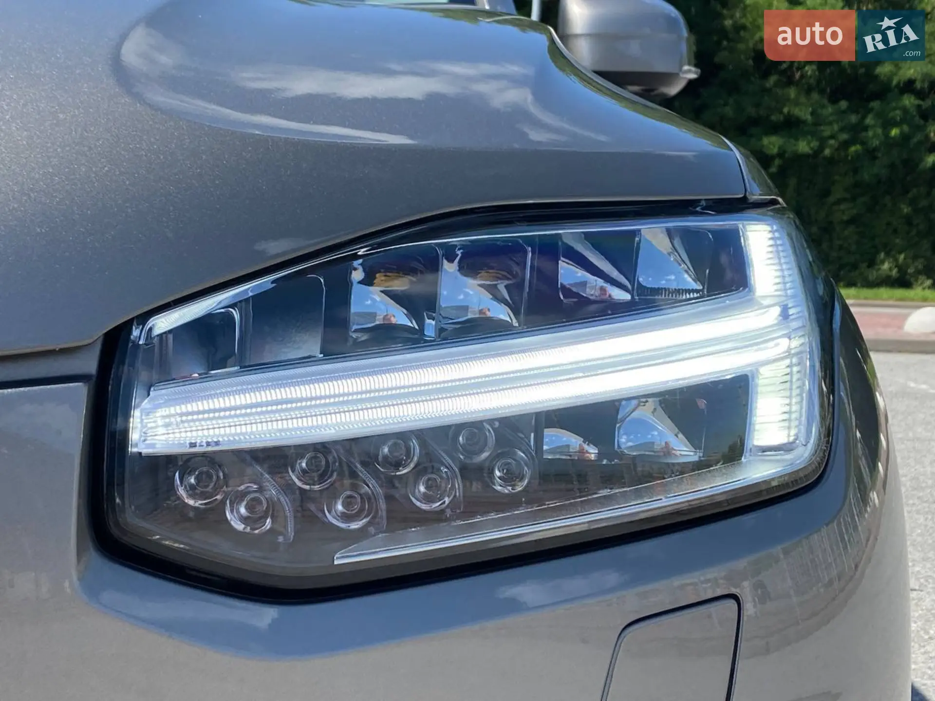 2021 Volvo XC90 - мініатюра 10