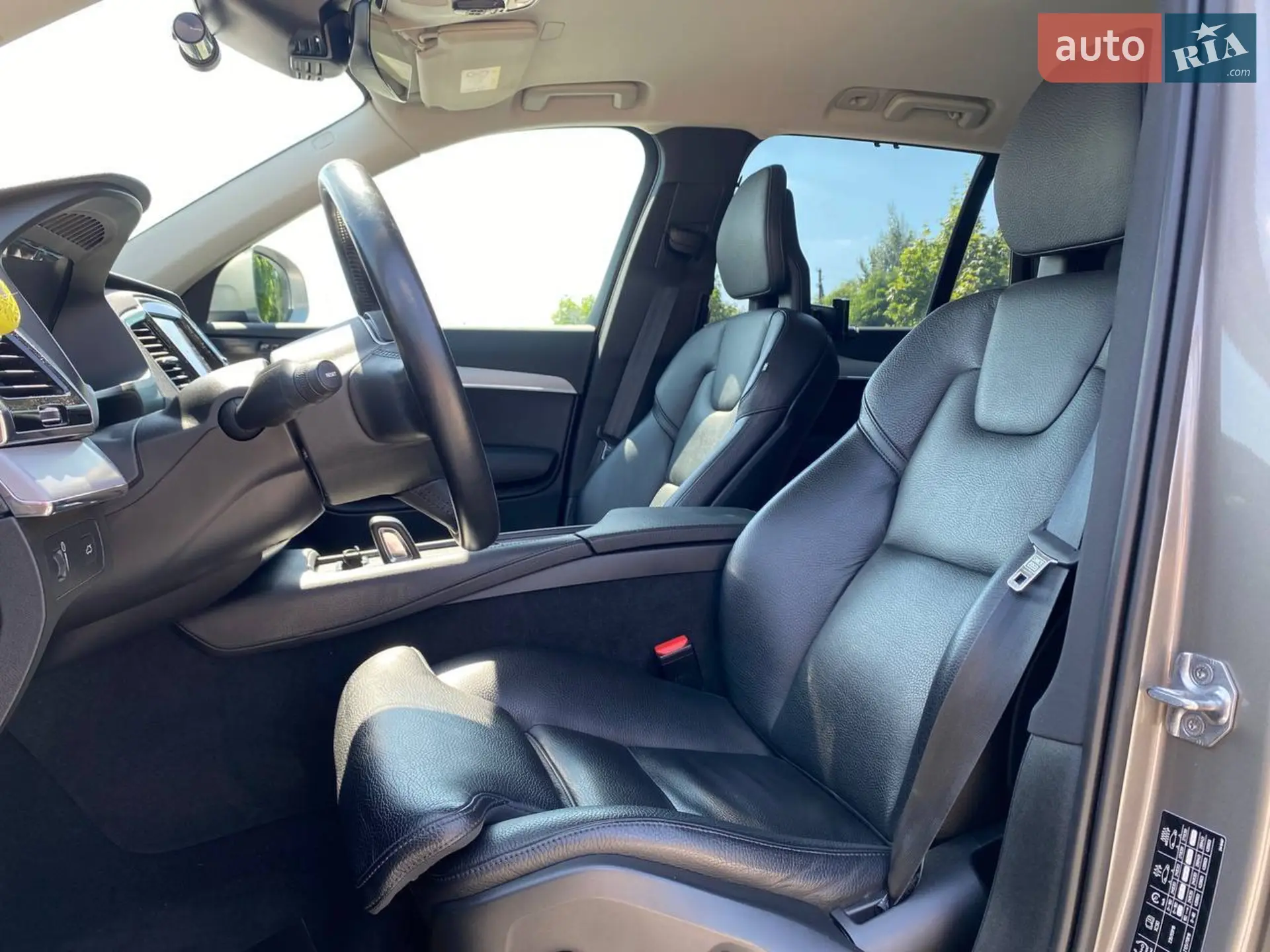 2021 Volvo XC90 - мініатюра 13