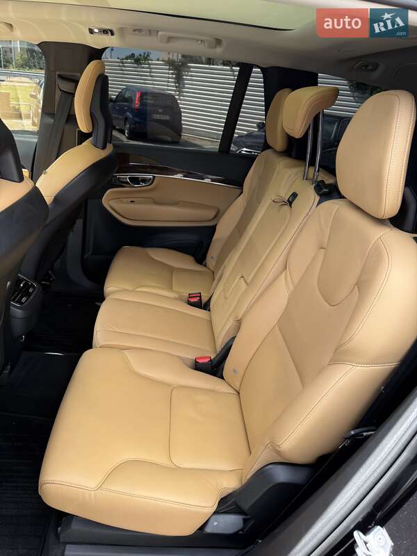 Позашляховик / Кросовер Volvo XC90 2015 в Києві