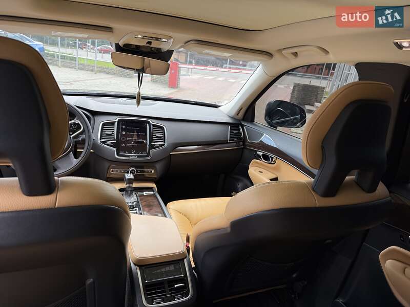 Позашляховик / Кросовер Volvo XC90 2015 в Києві