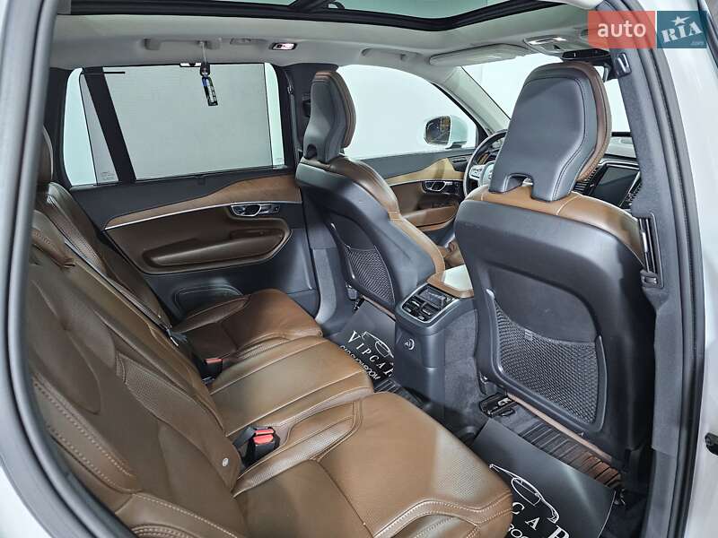 Внедорожник / Кроссовер Volvo XC90 2018 в Киеве