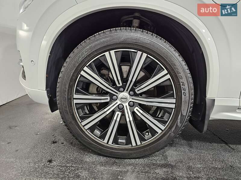 Внедорожник / Кроссовер Volvo XC90 2018 в Киеве