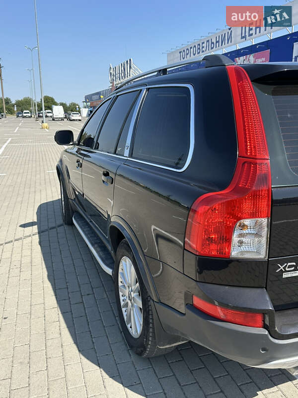 Внедорожник / Кроссовер Volvo XC90 2006 в Нововолынске