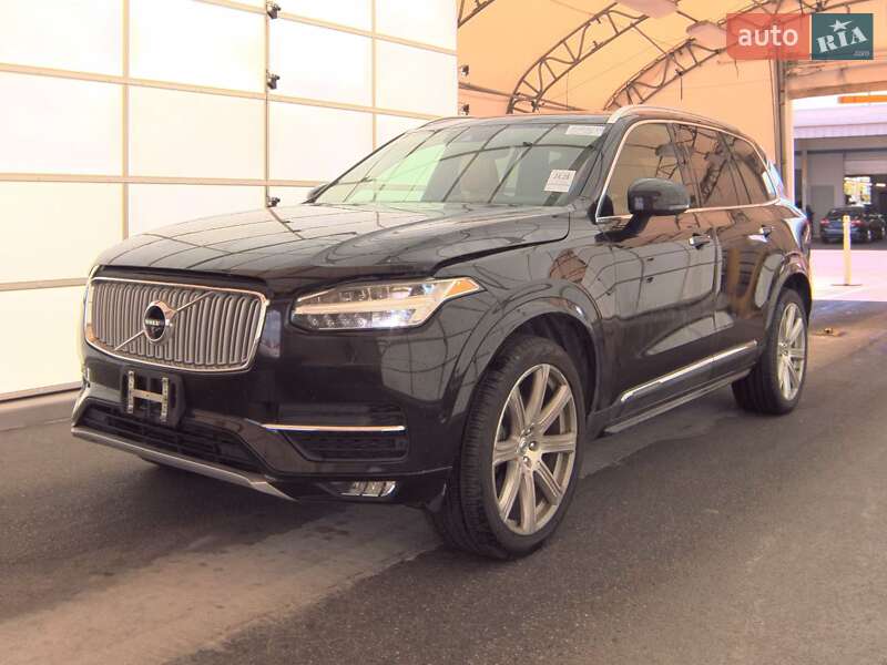 Внедорожник / Кроссовер Volvo XC90 2016 в 