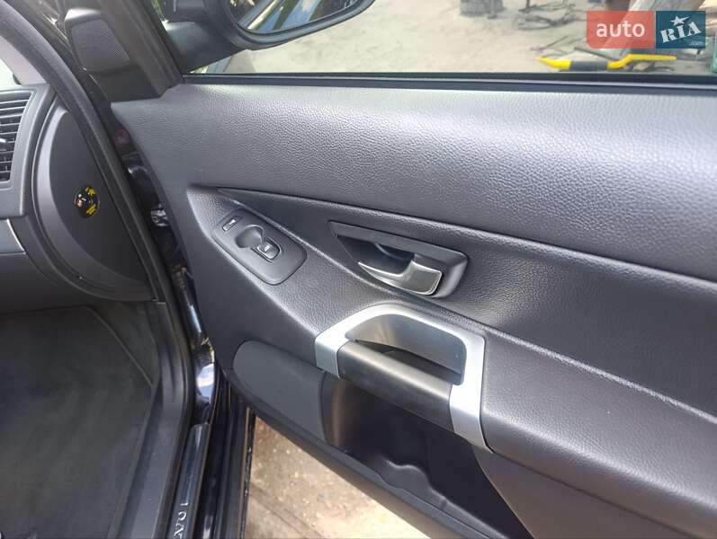 Позашляховик / Кросовер Volvo XC90 2013 в Житомирі фото 17 Позашляховик / Кросовер Volvo XC90 2013 в Житомирі