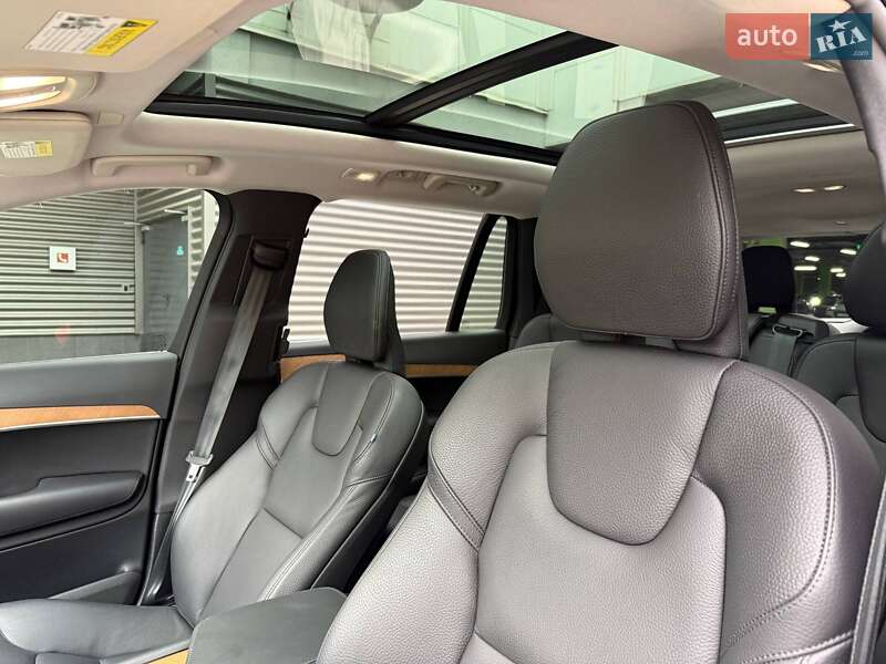Внедорожник / Кроссовер Volvo XC90 2024 в Киеве
