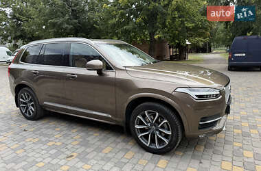 Внедорожник / Кроссовер Volvo XC90 2016 в 