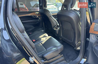 Внедорожник / Кроссовер Volvo XC90 2016 в 