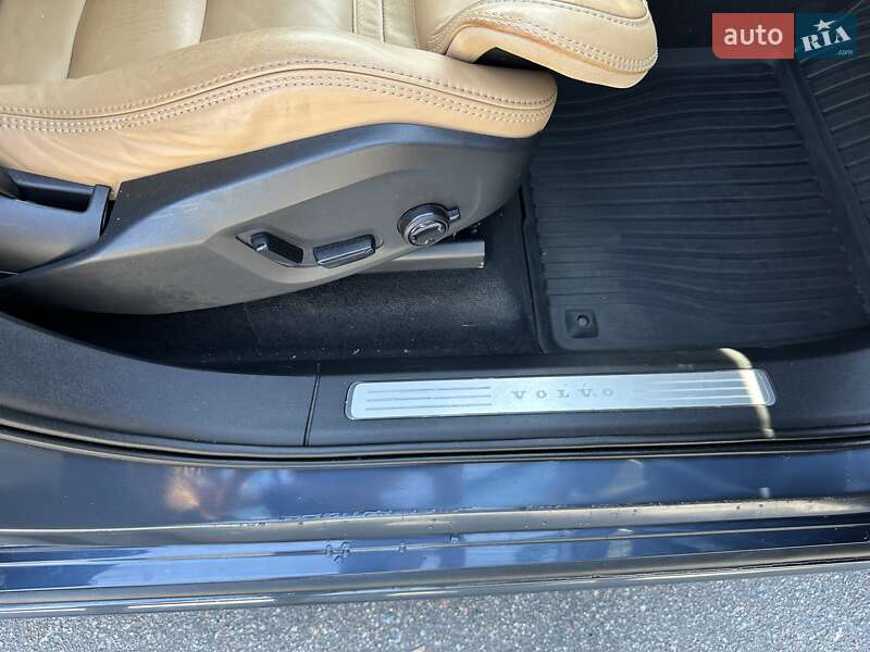 Позашляховик / Кросовер Volvo XC90 2018 в Житомирі фото 74 Позашляховик / Кросовер Volvo XC90 2018 в Житомирі