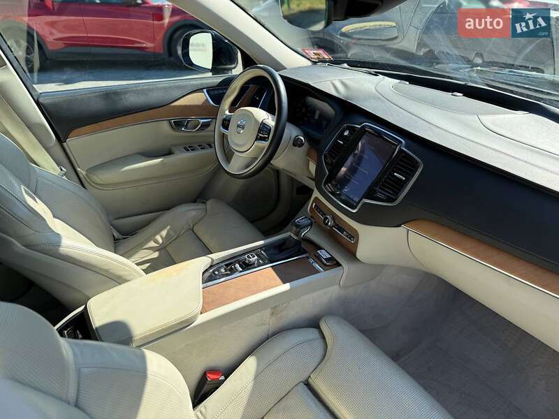 Внедорожник / Кроссовер Volvo XC90 2015 в Луцке