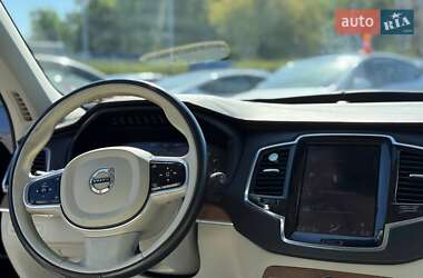 Внедорожник / Кроссовер Volvo XC90 2015 в 