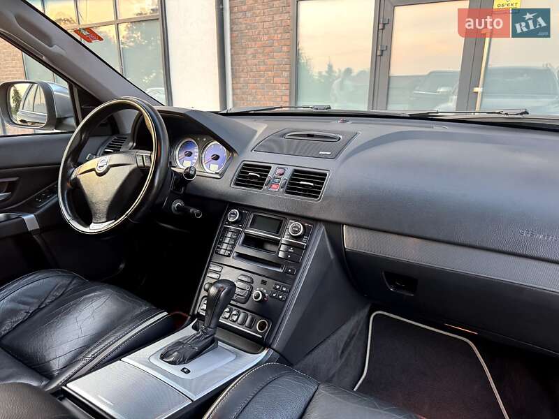 Внедорожник / Кроссовер Volvo XC90 2011 в Тернополе