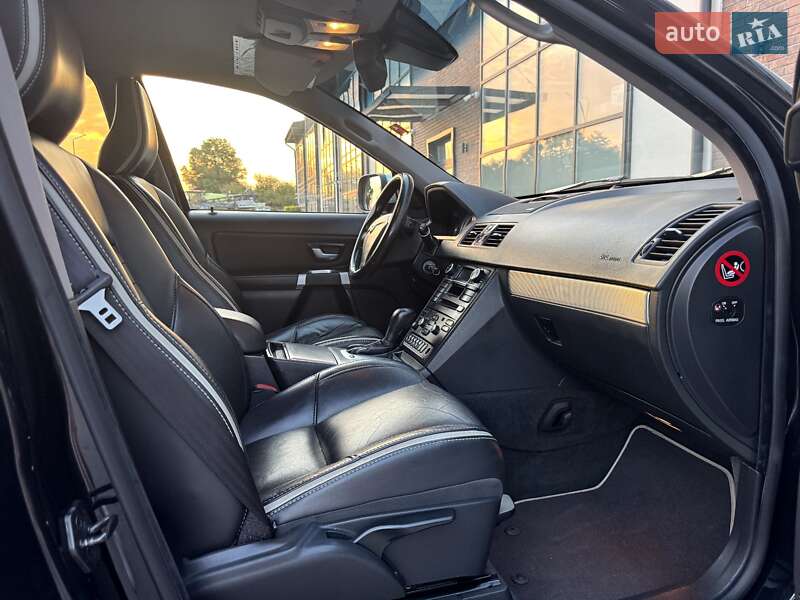 Внедорожник / Кроссовер Volvo XC90 2011 в Тернополе
