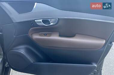 Внедорожник / Кроссовер Volvo XC90 2019 в 