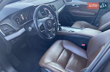 Внедорожник / Кроссовер Volvo XC90 2019 в 