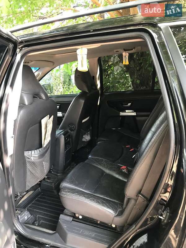Volvo XC90 2005