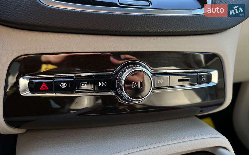 Позашляховик / Кросовер Volvo XC90 2018 в Львові