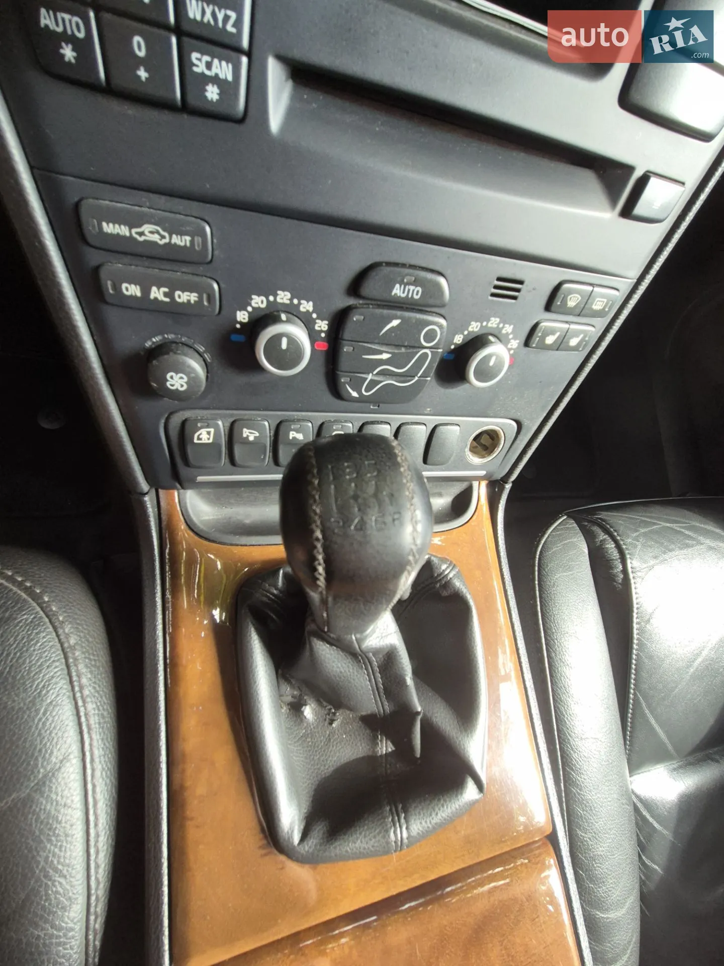 2010 Volvo XC90 - мініатюра 14