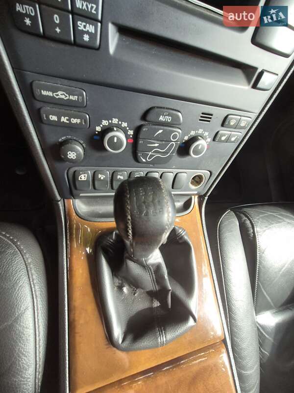 Внедорожник / Кроссовер Volvo XC90 2010 в Великом Раковце