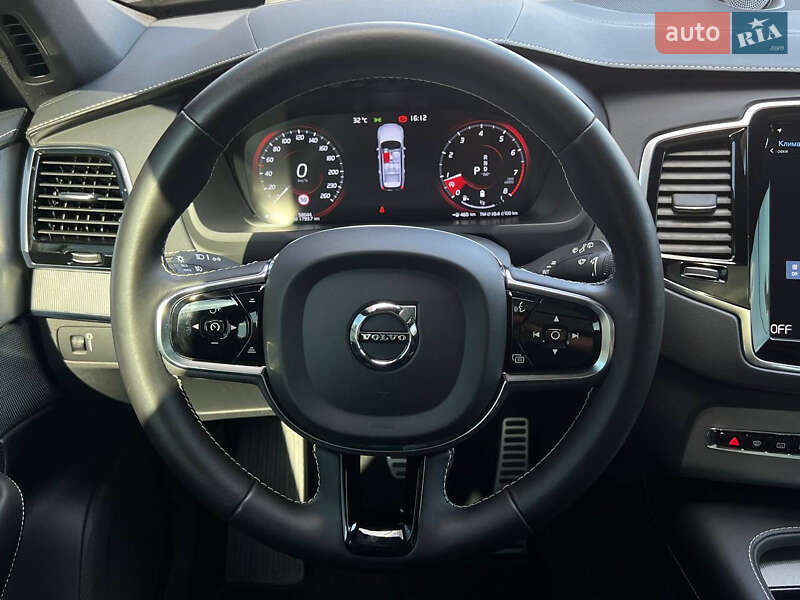 Внедорожник / Кроссовер Volvo XC90 2020 в Киеве