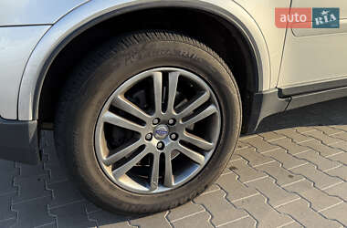 Внедорожник / Кроссовер Volvo XC90 2009 в 