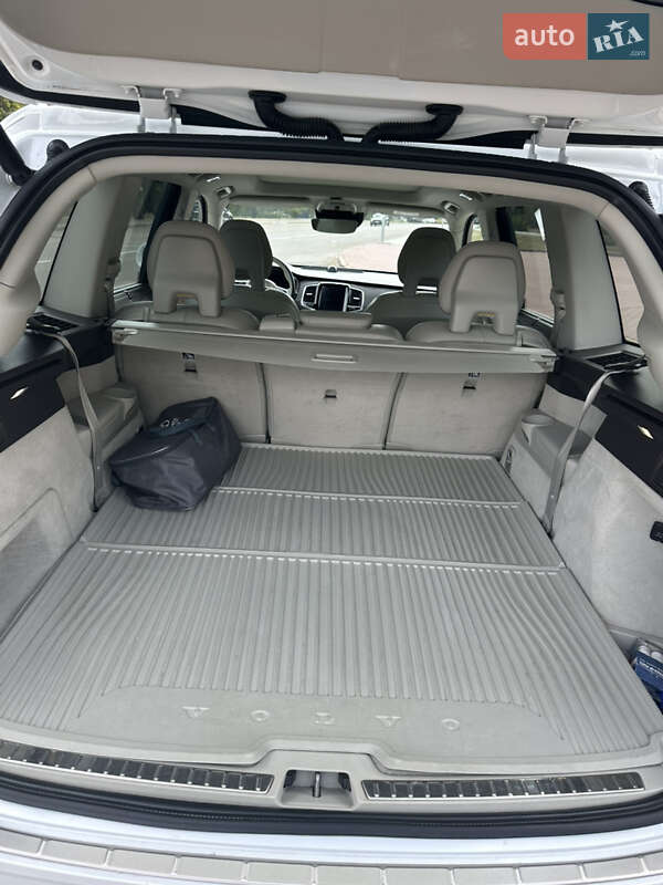 Позашляховик / Кросовер Volvo XC90 2016 в Кропивницькому