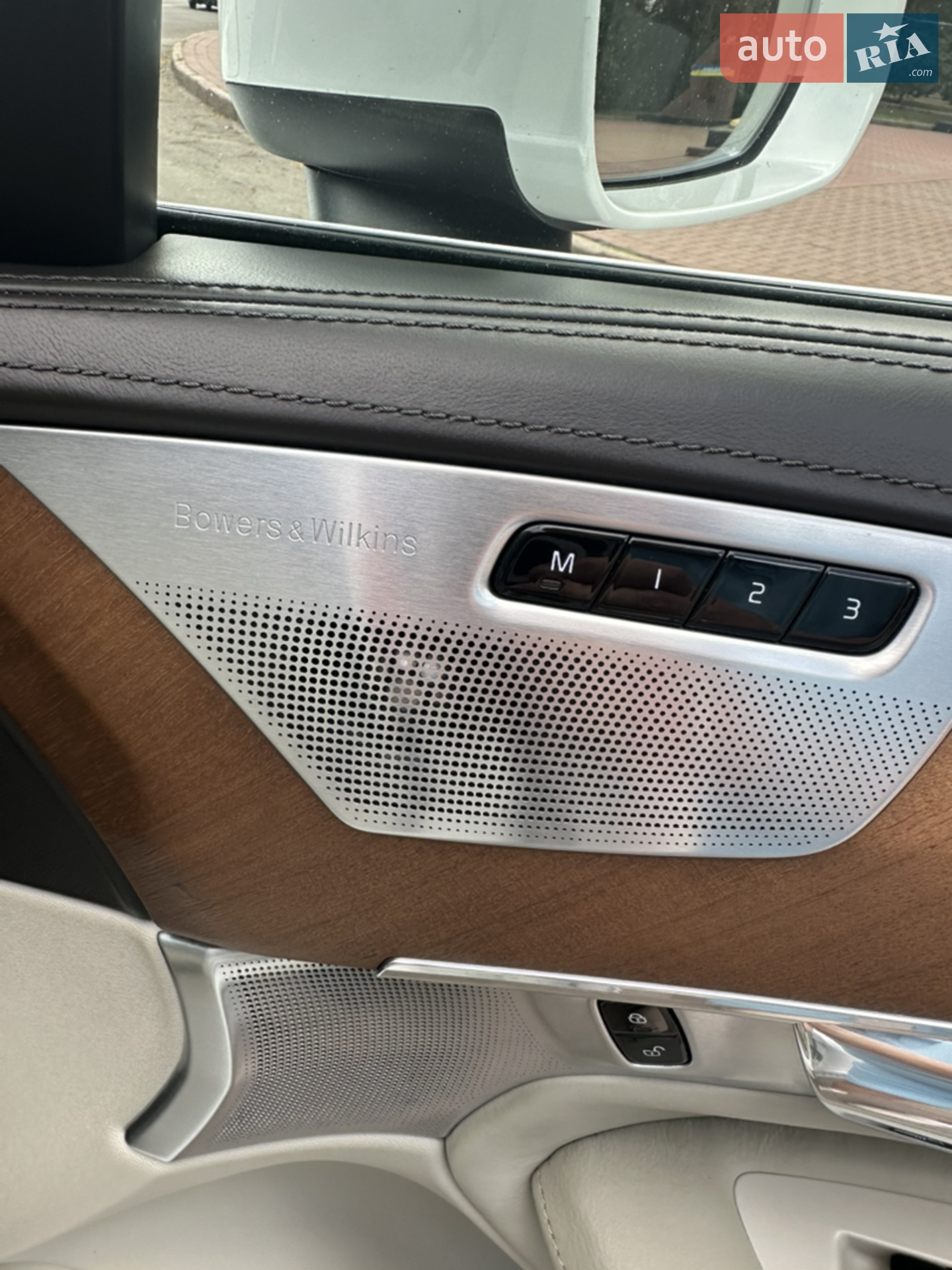2016 Volvo XC90 - мініатюра 8