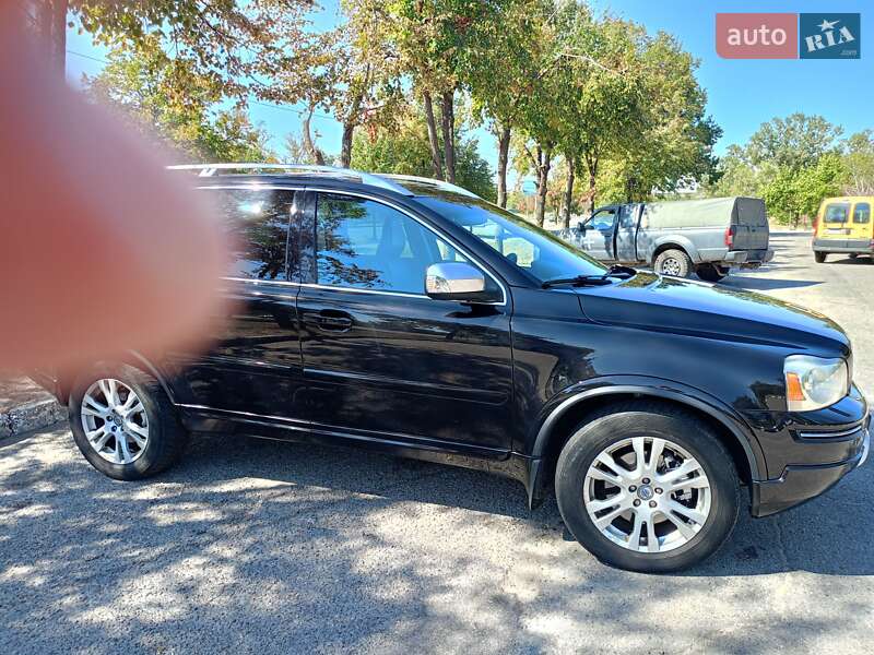 Позашляховик / Кросовер Volvo XC90 2013 в Запоріжжі