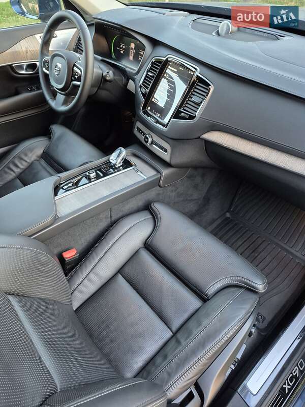 Позашляховик / Кросовер Volvo XC90 2023 в Києві