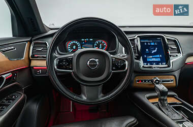 Внедорожник / Кроссовер Volvo XC90 2016 в 