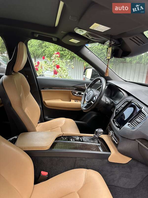 Внедорожник / Кроссовер Volvo XC90 2018 в Львове фото 5 Внедорожник / Кроссовер Volvo XC90 2018 в Львове