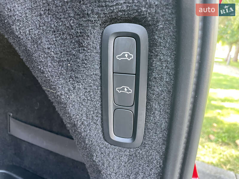 Внедорожник / Кроссовер Volvo XC90 2016 в Днепре фото 25 Внедорожник / Кроссовер Volvo XC90 2016 в Днепре