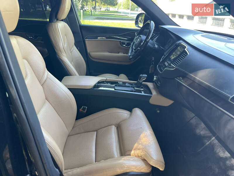 Внедорожник / Кроссовер Volvo XC90 2016 в Днепре фото 29 Внедорожник / Кроссовер Volvo XC90 2016 в Днепре