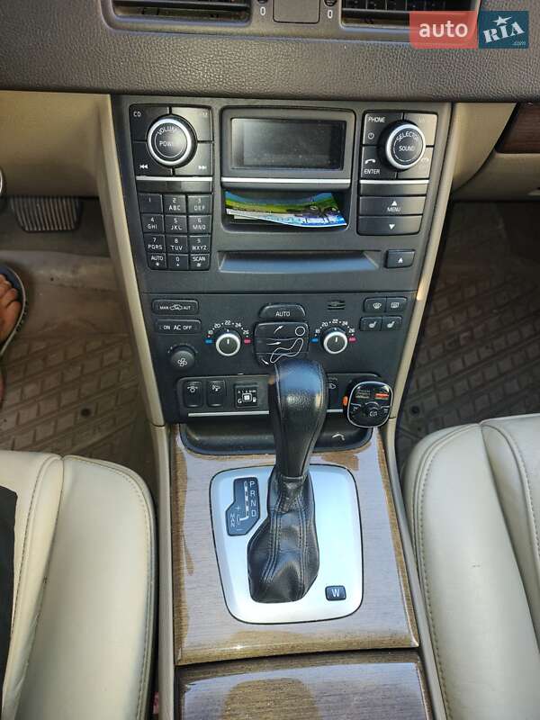 Позашляховик / Кросовер Volvo XC90 2011 в Звягелі