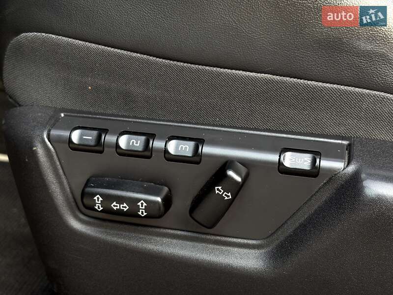 Внедорожник / Кроссовер Volvo XC90 2011 в Тернополе