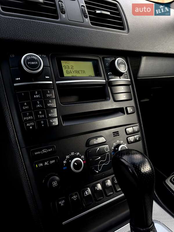 Внедорожник / Кроссовер Volvo XC90 2011 в Тернополе