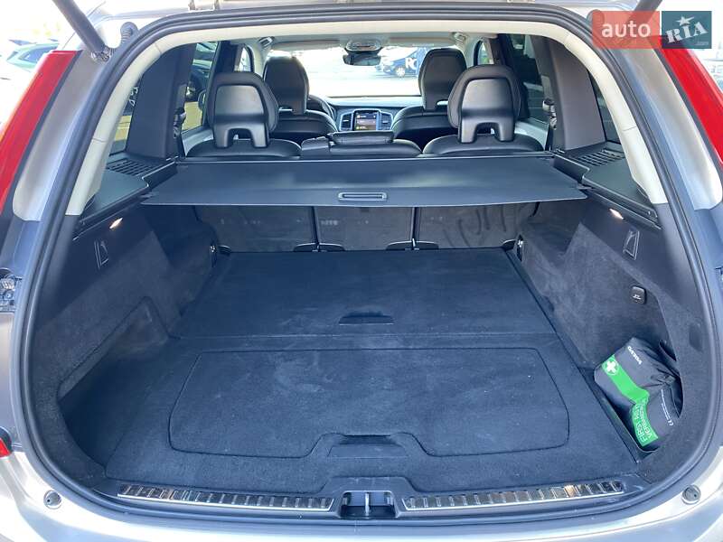 Позашляховик / Кросовер Volvo XC90 2022 в Києві фото 11 Позашляховик / Кросовер Volvo XC90 2022 в Києві
