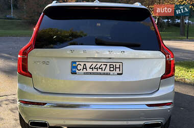 Позашляховик / Кросовер Volvo XC90 2019 в  фото 13 Позашляховик / Кросовер Volvo XC90 2019 в
