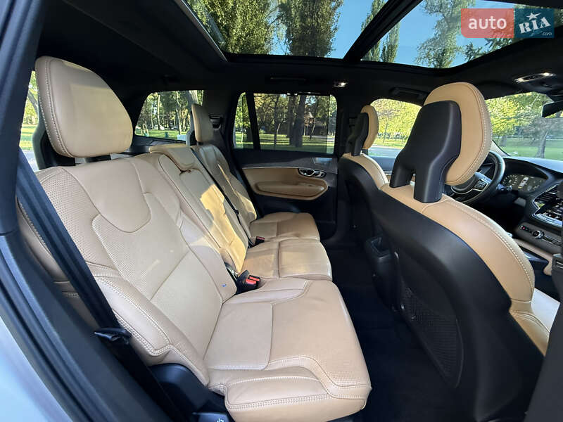 Внедорожник / Кроссовер Volvo XC90 2019 в Киеве фото 65 Внедорожник / Кроссовер Volvo XC90 2019 в Киеве