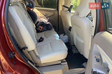 Внедорожник / Кроссовер Volvo XC90 2013 в 