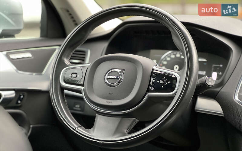 Внедорожник / Кроссовер Volvo XC90 2017 в Львове
