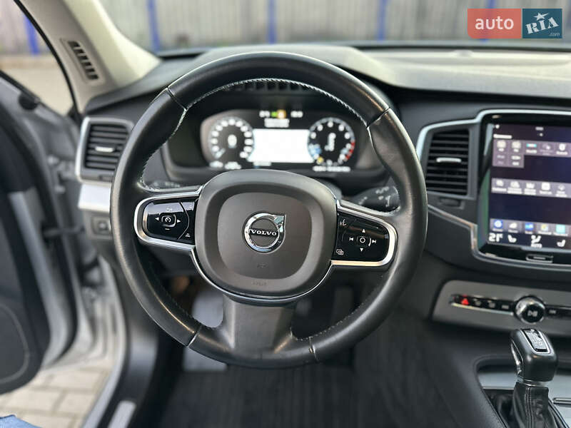 Внедорожник / Кроссовер Volvo XC90 2016 в Тернополе