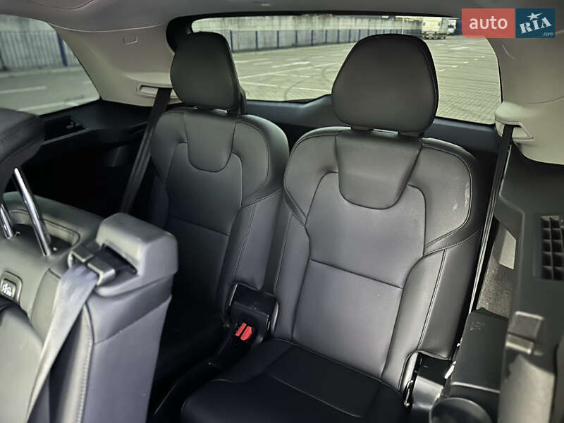 Внедорожник / Кроссовер Volvo XC90 2016 в Тернополе