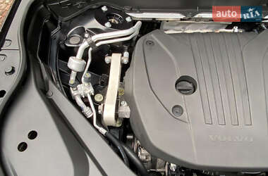 Внедорожник / Кроссовер Volvo XC90 2023 в 