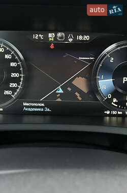 Внедорожник / Кроссовер Volvo XC90 2020 в 