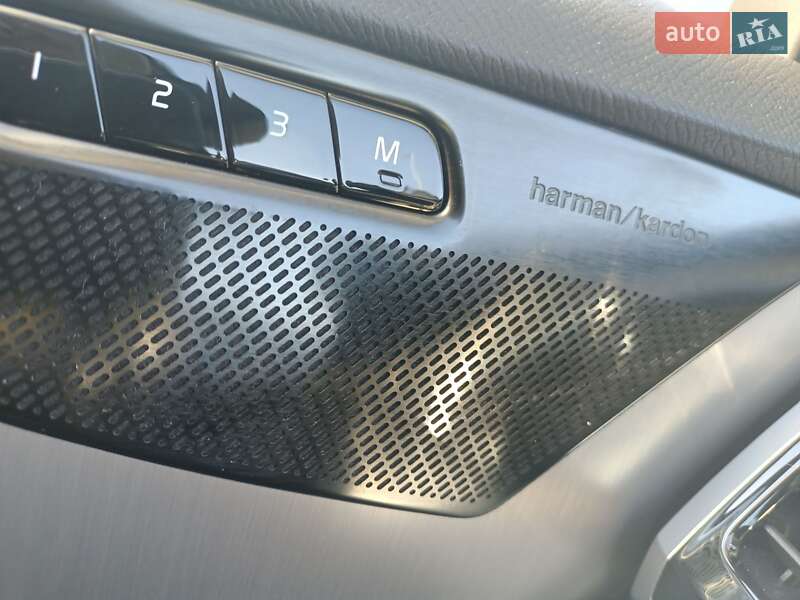 Внедорожник / Кроссовер Volvo XC90 2019 в Полтаве