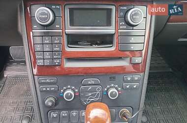 Позашляховик / Кросовер Volvo XC90 2009 в  фото 26 Позашляховик / Кросовер Volvo XC90 2009 в