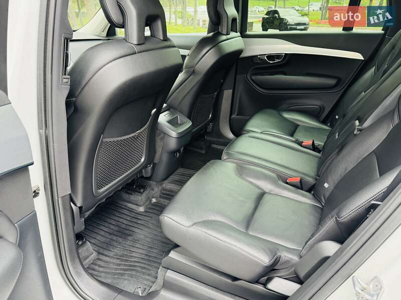 Позашляховик / Кросовер Volvo XC90 2015 в Києві фото 99 Позашляховик / Кросовер Volvo XC90 2015 в Києві