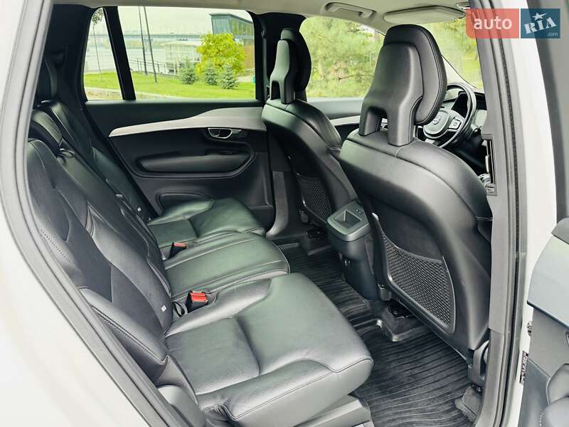 Позашляховик / Кросовер Volvo XC90 2015 в Києві фото 114 Позашляховик / Кросовер Volvo XC90 2015 в Києві